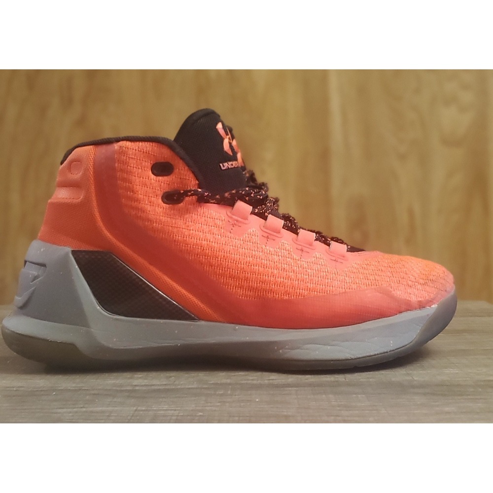 Under Armour Steph Curry 3 Athletic Shoes Youth Size 7Y Orange